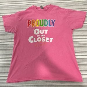 PROUDLY Out of the Closet tee shirt Large GILDAN HEAVY COTTON LGBTQI+ pride gay